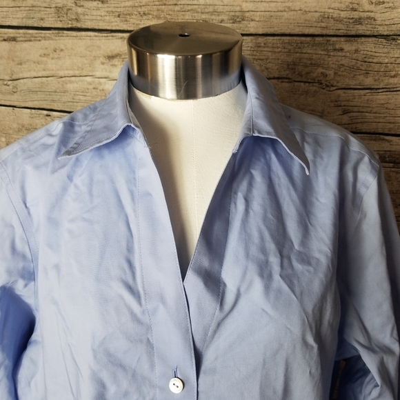 Foxcroft Blue Button Down Shirt missing Size but looks Size M.Pit to pit appro - Picture 3 of 7